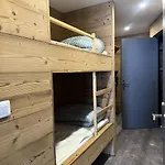 Serac - Location: Pour 4 Personnes Dans Le De La Station Mae-9033 Apartment *
