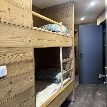 Serac - Location: Pour 4 Personnes Dans Le De La Station Mae-9033 Apartment *
